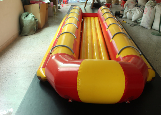 Κίνα Aqua που κάνει σερφ το διογκώσιμο σκάφος 12 βαρκών μπανανών άνθρωποι που πετούν τα ψάρια ρυμουλκήσιμα προμηθευτής